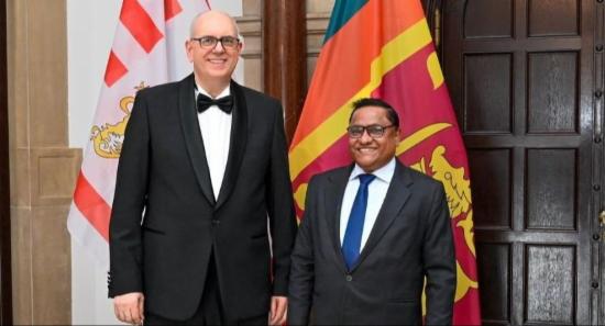 Foreign Minister Meets Bremen Mayor